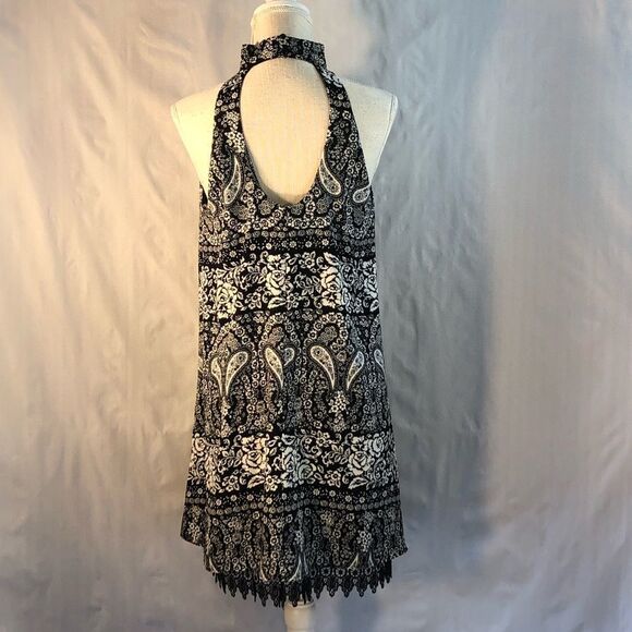 Altar’d State Black and White Sleeveless Choker Collar Dress Open Back M - Picture 6 of 11